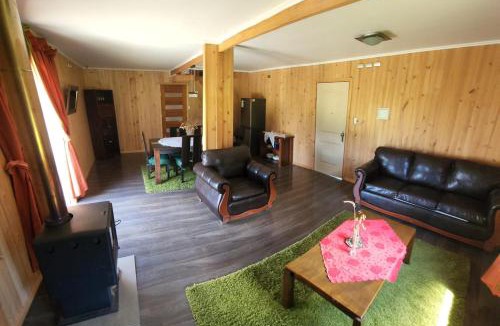 Puerto Saavedra House | Cabaña Alto Naupe