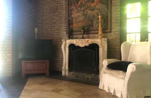 Villa Allende House | Casa de campo! P/ 12 personas con pileta y quincho.