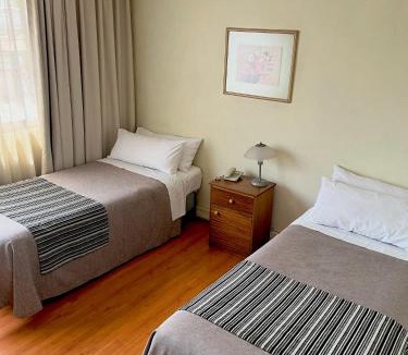 Las Rejas Hotel | HOTEL DACARLO