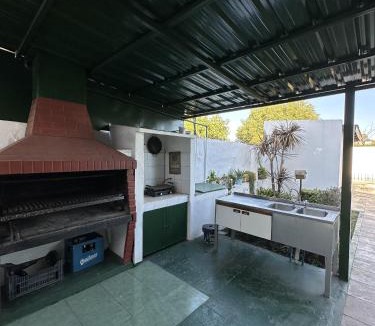 Chascomus House | Casa con pileta a metros de la Laguna