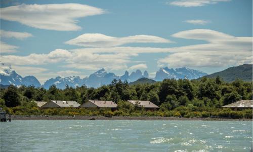 Puerto Natales Hotel | Monte Balmaceda Lodge & Glaciers