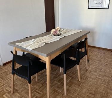 Trelew Apartment | Tu Hogar en Trelew I Calidez y practicidad
