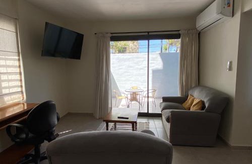 Mendoza City Center Apartment | Excepcional apartamento, con patio cochera y parrilla en el centro