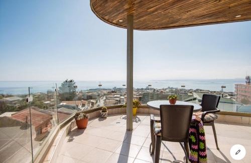 Playa Ancha Hotel | Hostal lala porteña vista al mar, baño privado y desayuno