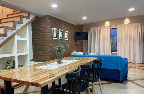 El Bolson Ski Chalet | Balcón al Piltri Casa de Montaña