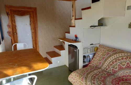 Cobquecura Villa | Preciosa mini-casa-bote bien ubicada y linda vista