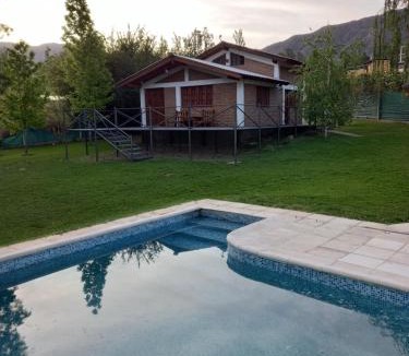 Cacheuta Ski Chalet | Casa La Encantada, en el pedemonte mendocino