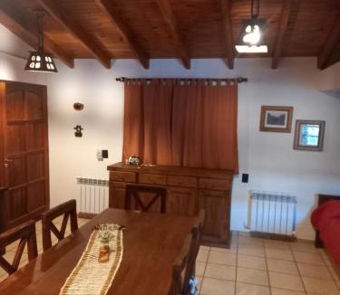 Cacheuta Ski Chalet | Casa La Encantada, en el pedemonte mendocino