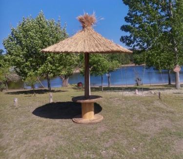 Trapiche Apartment | Cabaña en el lago