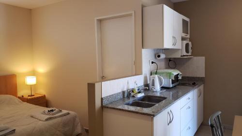 Cipolletti Apartment | Departamentos Pórtico Sur, monoambientes con cochera