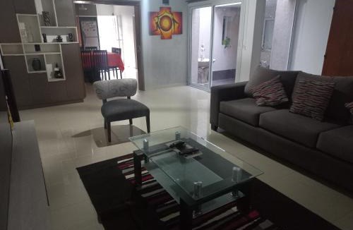 Godoy Cruz House | 1670 House