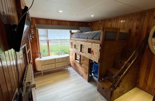 Punta Arenas House | Incredible House in front of Strait of Magellan