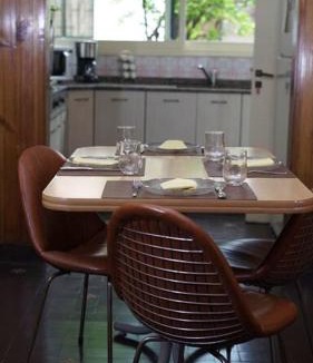 Flores House | Hermosa y amplia residencia con jardín y asador