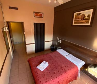 Comuna 9 Hotel | Hotel Viedma