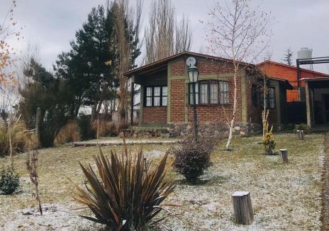 Las Vegas Ski Chalet | Los Coirones