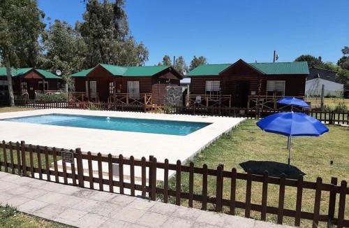 Francisco Alvarez House | Cabañas, bungalows, casas, departamentos, a 41 km de la Capital Federal