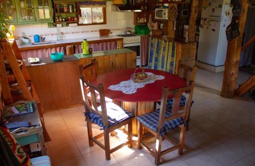 El Hoyo House | Casa Familiar Compartida