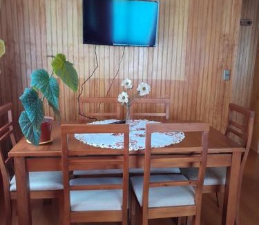 Puerto Varas House | a 7km de Puerto Varas, Nueva Braunau hasta 6 personas