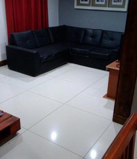 Bajos de Lircay House | casa vistahermosa