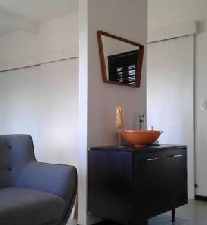 Neuquen House | Casa minimalista (A+)