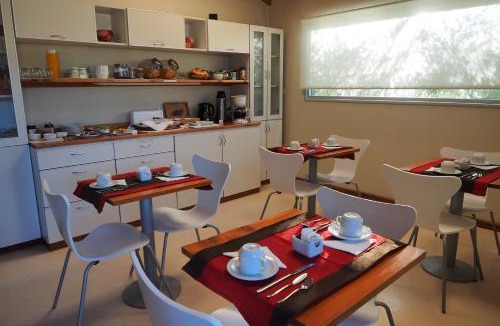 Puerto Piramides Hotel | Del Nomade Hosteria Ecologica