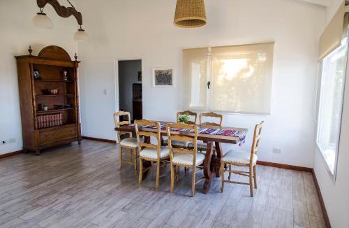 Macrozona Bahia Redonda y Primeros Faldeos House | Altos de Manantiales Casa Vacacional Familiar