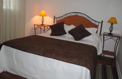 Santa Cruz House | Hostal Petit Verdot