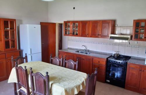Chivilcoy House | Hotel Mitre Chivilcoy. Casa en Rivadavia 900