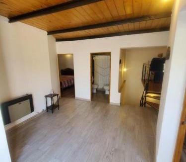Santa Rosa Apartment | Departamento céntrico amplio con garage automatizado 24 Hs