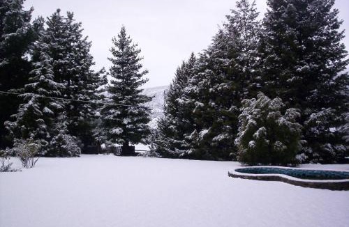 Esquel Hotel | Hosteria La Chacra Moto Friendly