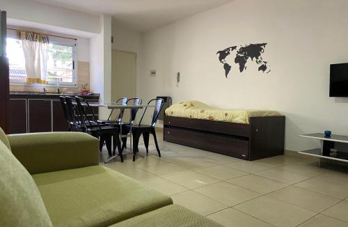 Luis Guillon Apartment | Mendoza Apartments Ezeiza Airport
