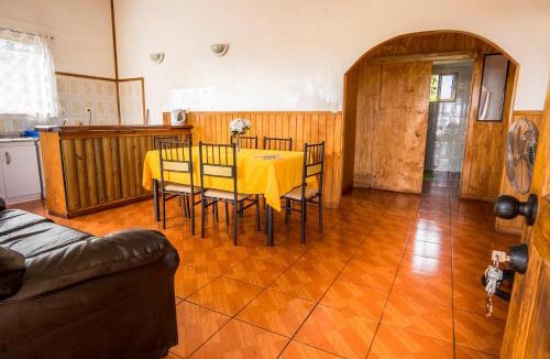 Hanga Roa House | Cabañas Henua Iti