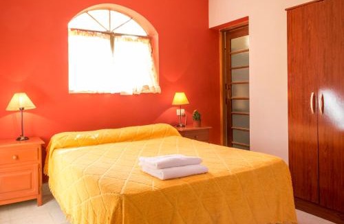 Cafayate Hostel | Hostal Alamo