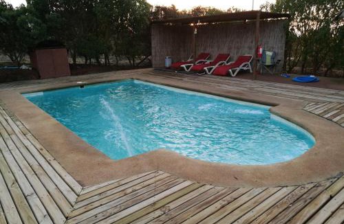 Algarrobo Cabin | lodge con piscina privada, parcela de campo.