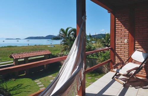 Jabaquara House | Casa Inteira frente mar