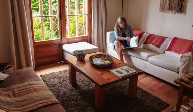 EL ARBOL HOSTEL