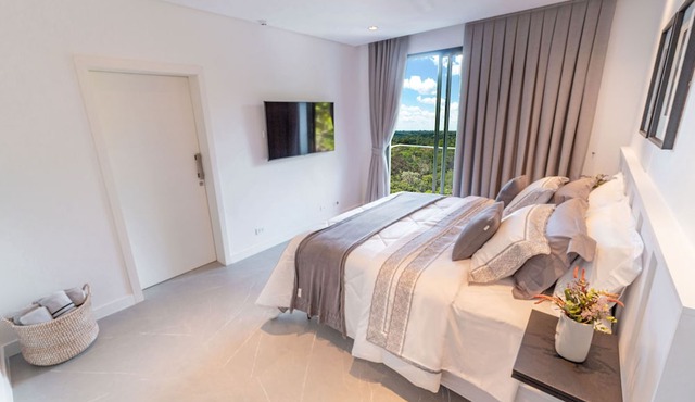Charming & Modern Villa with KING BED in the hear of Foz do Igua in foz do iguaçu