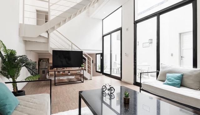 Fliphaus + Salvador 5800 'A' - 4 Bd Pool & BBQ in Palermo Hollywood
