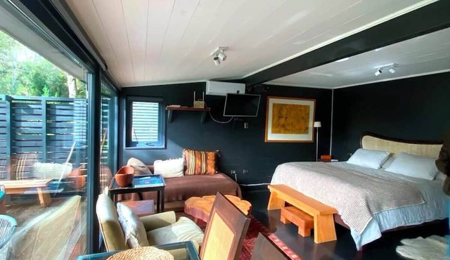 Calma Cabins