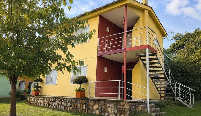 Cabaña del Sol Upper Floor 2 Bedroom Cabin for 6 Guests