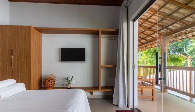 Beautiful House With Pool, Arraial D'ajuda Lvl001 in Porto Seguro
