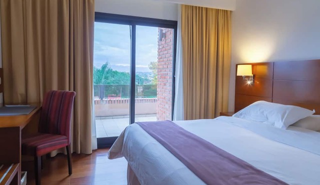 Neper Select Hotel