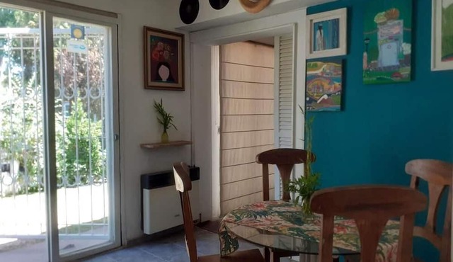 Dark Green House en Chacras de Coria