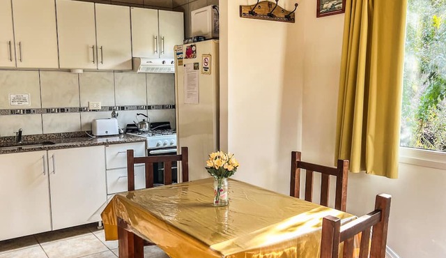 Charming cabin, steps from Lake Nahuel Huapi in San Carlos de Bariloche