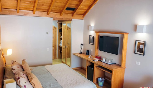 Le Village Hotel y Cabañas