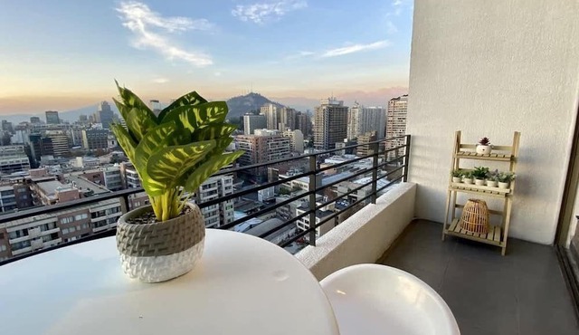 Rooftop Pool & City Views Loft Near Paris-Londres