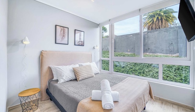 Alamos Spot 2BR Apartment near Parque O´higgins