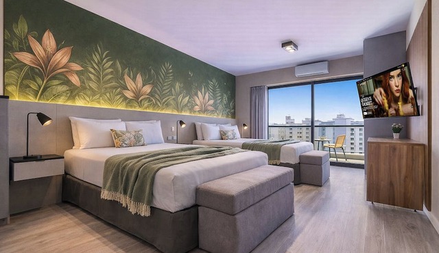 Deluxe Apartments Downtown by BueRentals