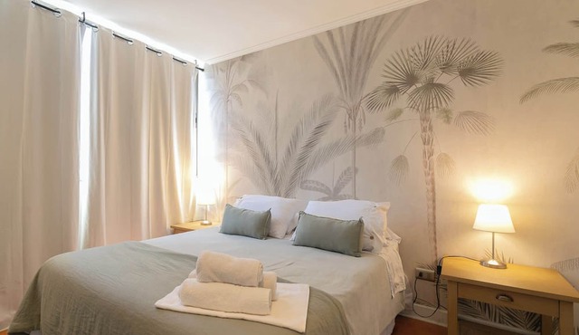 Stunning Providencia Apt. with Pool & Free Parking