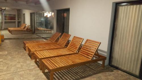 Beautiful and brand new Private Cavana